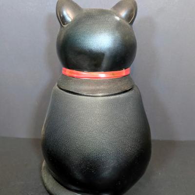 LOT 121: White & Black Cat w/Red Bowtie Cookie Jar