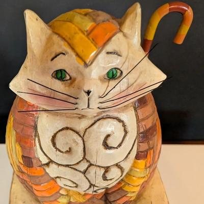 LOT 129K: Jim Shore 2003 Heartwood Creek Enesco "Elijah" Sitting Tabby & 2008 Full Moon/Halloween Black Cat Figurines