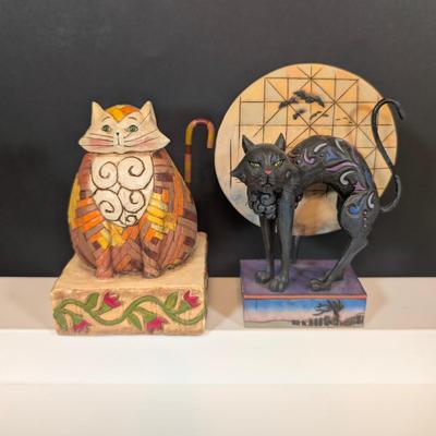 LOT 129K: Jim Shore 2003 Heartwood Creek Enesco "Elijah" Sitting Tabby & 2008 Full Moon/Halloween Black Cat Figurines