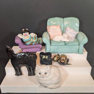 LOT 130K: Vintage Salt & Pepper Shakers, Flavia Dream Couch w/Cat Trinket Box & More
