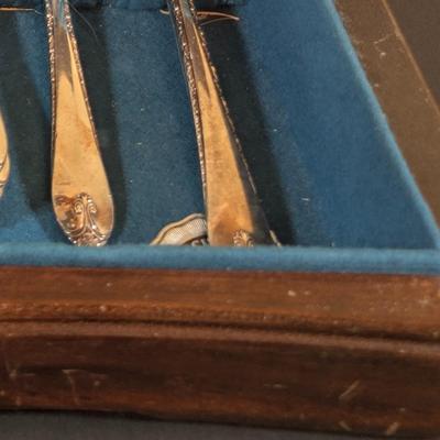 LOT 132: WM Rogers & Sons Silver Plated Flatware in Wooden Case