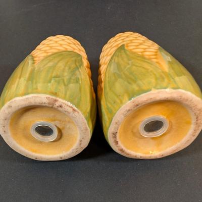 LOT 133: Vintage Hazel Atlas Strawberry & Apple Shaped Lidded Jam Jars, Rare MC Turnip Salt & Pepper Shakers, Plus Corn &...