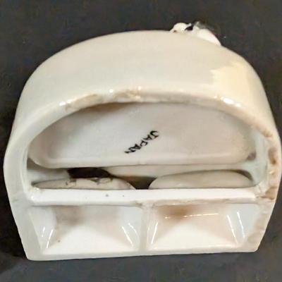 LOT 134: Vintage Made in Japan Bulldog Ashtrays/Trinket Dishes, Spotted Dog Salt/Pepper Shakers and Scottie Doa Salt/Pepper Shakers