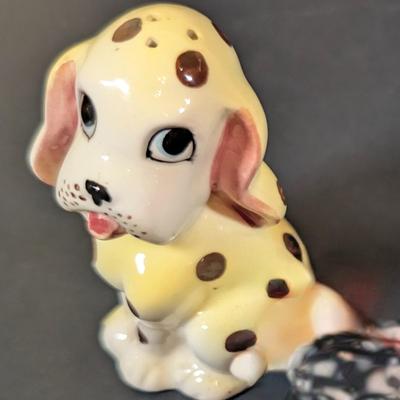 LOT 134: Vintage Made in Japan Bulldog Ashtrays/Trinket Dishes, Spotted Dog Salt/Pepper Shakers and Scottie Doa Salt/Pepper Shakers