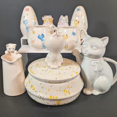 LOT 135: Vintage Enesco Poodle Dog & Butterfly Salt/Pepper, Creamer/Sugar Set,