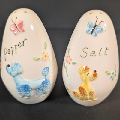 LOT 135: Vintage Enesco Poodle Dog & Butterfly Salt/Pepper, Creamer/Sugar Set,