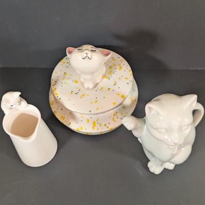 LOT 135: Vintage Enesco Poodle Dog & Butterfly Salt/Pepper, Creamer/Sugar Set,