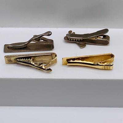 LOT 164: Large Assortment of Vintage Tie Bars and a Seiko Watch