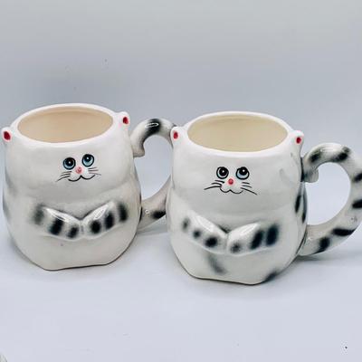 LOT 168: Adorable Lefton Kitty Cat Serving Set Including Two (2) Mugs, Salt and Pepper Shakers, Creamer and Sugar Bowl and Spoon Rest