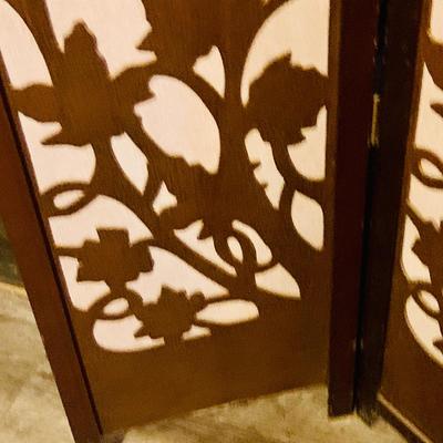 LOT 170: Vintage Three (3) Panel Wood Screen