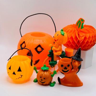 LOT 181: Vintage Halloween Decorations by Rosario, Beistle and More