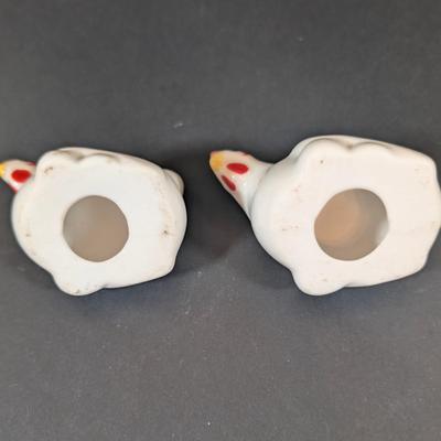 LOT 190: Chickens & Duck Salt/Pepper Shakers