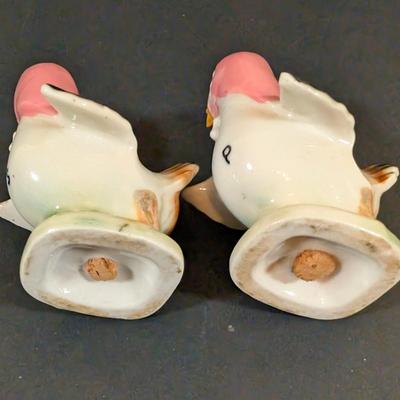LOT 190: Chickens & Duck Salt/Pepper Shakers