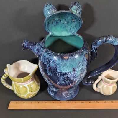 LOT 191: H. Berger Wien Ceramic Blue Cat Pitcher, Hand Painted Italian Kitty Pitcher and More