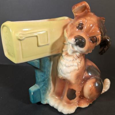 LOT 192: Vintage Doggie w/Mailbox Planter, Kitten w/Ball of Yarn Figure, and 2 Kitty Air Diffusers or Catus Planters