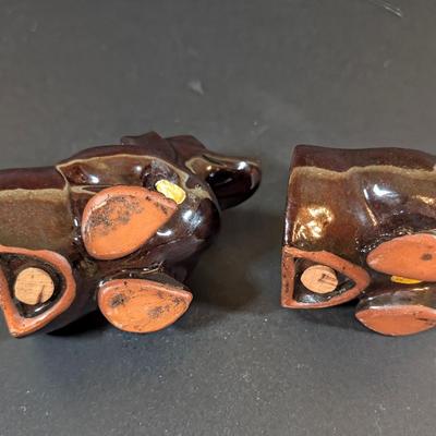 LOT 195: Collection of Salt/Pepper Shakers: Old and New