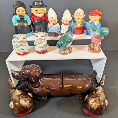 LOT 195: Collection of Salt/Pepper Shakers: Old and New