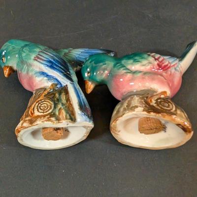 LOT 195: Collection of Salt/Pepper Shakers: Old and New