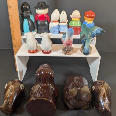 LOT 195: Collection of Salt/Pepper Shakers: Old and New