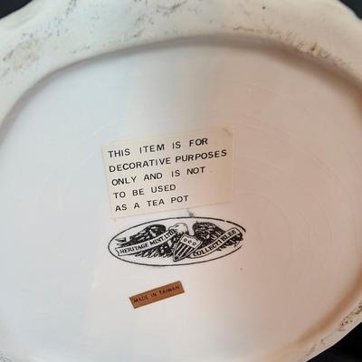 LOT 196: Cat Teapot & More Collection