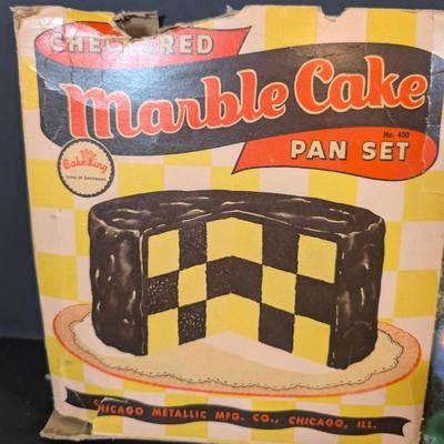 LOT 197: Cookie Cutters, Jello Molds, Covered Cake Dish