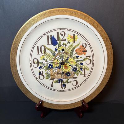 LOT 100: Unique Lenox "Plate" Wall Clock & Palmetto Bowl