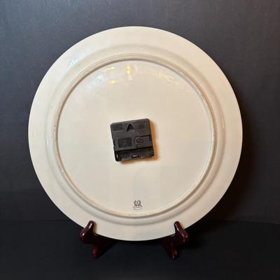 LOT 100: Unique Lenox "Plate" Wall Clock & Palmetto Bowl