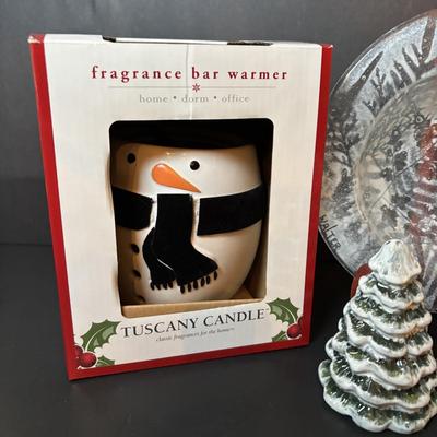 LOT 222: Holiday Collection: Lenox, Fitz & Floyd, Fused Glass, Yankee Candle