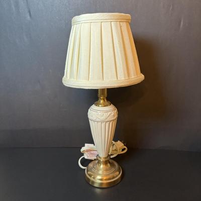 LOT 223: Lenox Accent Lamp, Carved Tea Light Lamps/Set of 2 and Pedestal Candy Bowl