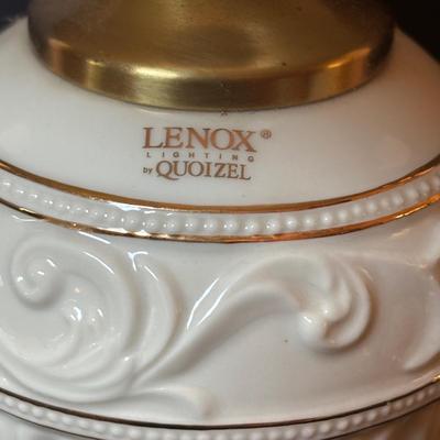 LOT 223: Lenox Accent Lamp, Carved Tea Light Lamps/Set of 2 and Pedestal Candy Bowl