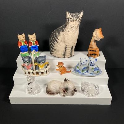 LOT 245: Decorative Salt and Pepper Shakers and More - Cats (Goebel, Japan, Andrea by Sadek Included), Bears and More