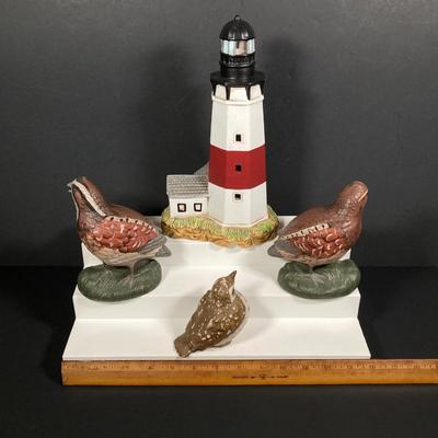 LOT 246: George Z. Lefton Montauk Lighthouse with Collection of Ceramic / Pottery Bird Figurines