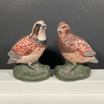 LOT 246: George Z. Lefton Montauk Lighthouse with Collection of Ceramic / Pottery Bird Figurines