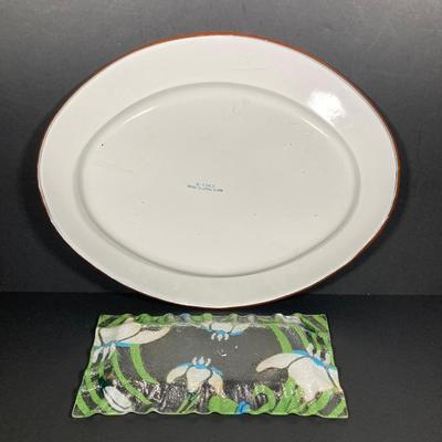 LOT 248: Thanksgiving / Autumn Holiday Themed Entertaining / Decorative Collection