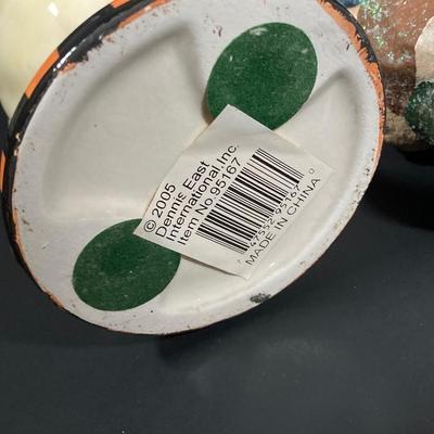 LOT 250: Black Cat Decorative Collection - Paintings and Figurines (Bobblehead and More)