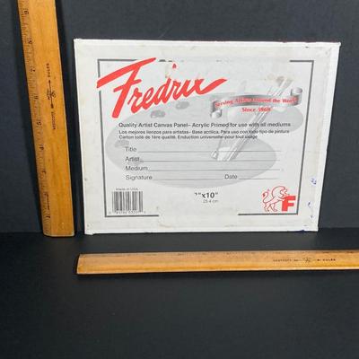 LOT 250: Black Cat Decorative Collection - Paintings and Figurines (Bobblehead and More)