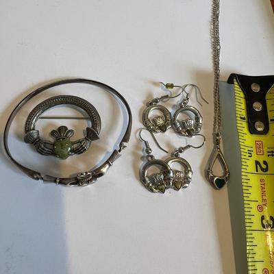 Irish Claddagh Jewelry - Earrings Pin Designer Solvar, Bracelet Necklace Sterling Silver