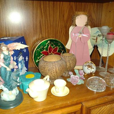 Assortment of Home Decor