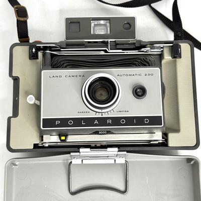 Polaroid Land Camera with Flashgun