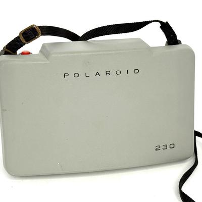 Polaroid Land Camera with Flashgun