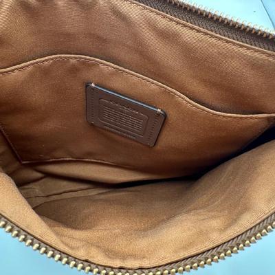Sale Photo Thumbnail #163: COACH Crossbody Purse
