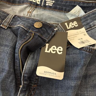 Size 16 New Lady’s Shorts