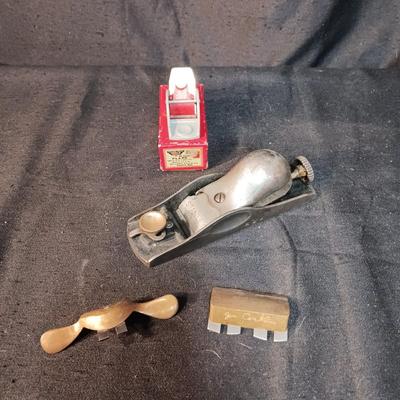 STANLEY WOOD PLANE AND MILLERS FALLS TOOLS BLOCK PLANE