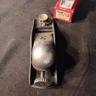 STANLEY WOOD PLANE AND MILLERS FALLS TOOLS BLOCK PLANE