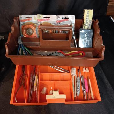 HAND CRANK BENCH GRINDER PLUS SMALLER HAND TOOLS