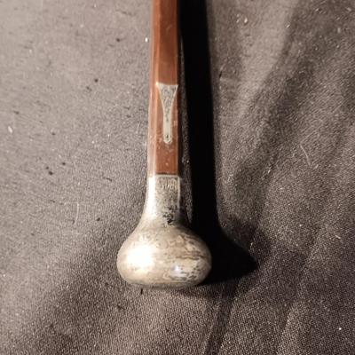 SMALLER ANTIQUE AND VINTAGE ITEMS INCLUDING PARTIAL WAND W/STERLING KNOB ON THE END
