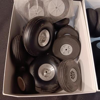 VARIOUS MODEL AIRPLANE WHEELS