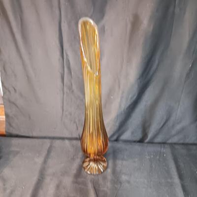 AMBER/GOLD GLASS SWUNG VASE