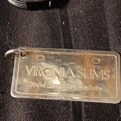 ADVERTISING COLLECTIBLES