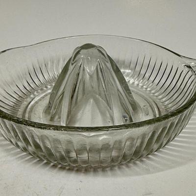 Vintage Anchor Hocking Glass Citrus Juicer/Anchor Hocking/Orange Juicer/Lemon Juicer